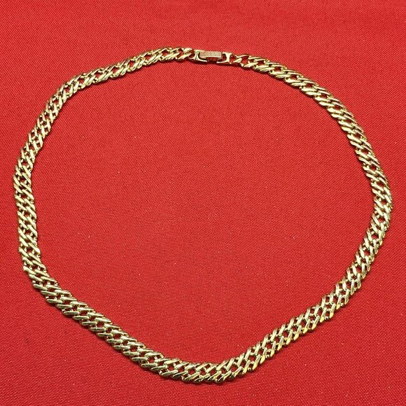 Gold Plate Curb Link Chain Necklace - Picture 1 of 10